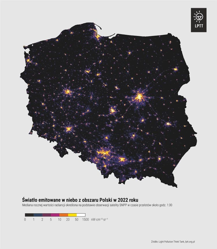 Światło emitowane w niebo z obszaru Polski w 2022 roku,  źródło: raport LPTT