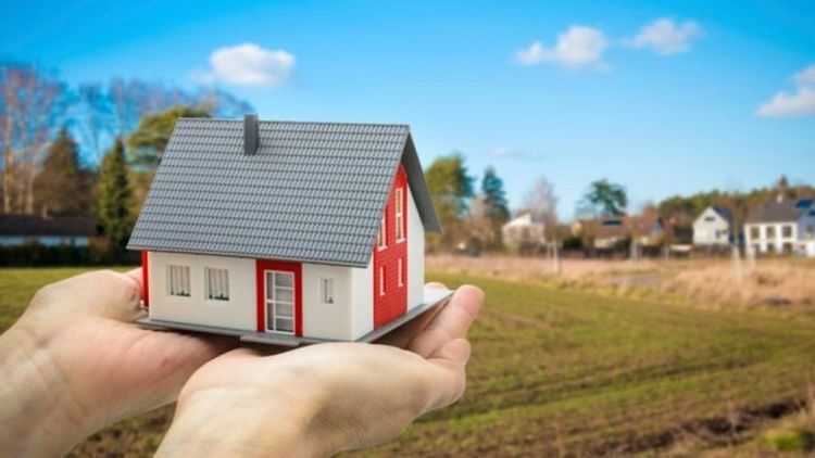 Sprzedaż działki bez dostępu do drogi publicznej - czy to możliwe?